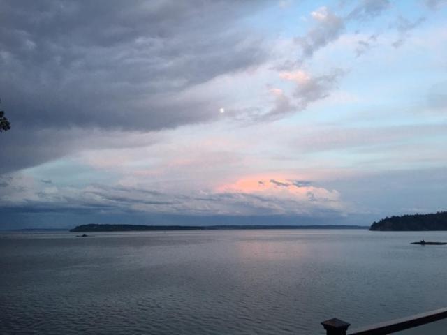Puget Sound Chic Romantic Cottage With Private Beach Access & Gated Entry Port Ludlow Kültér fotó